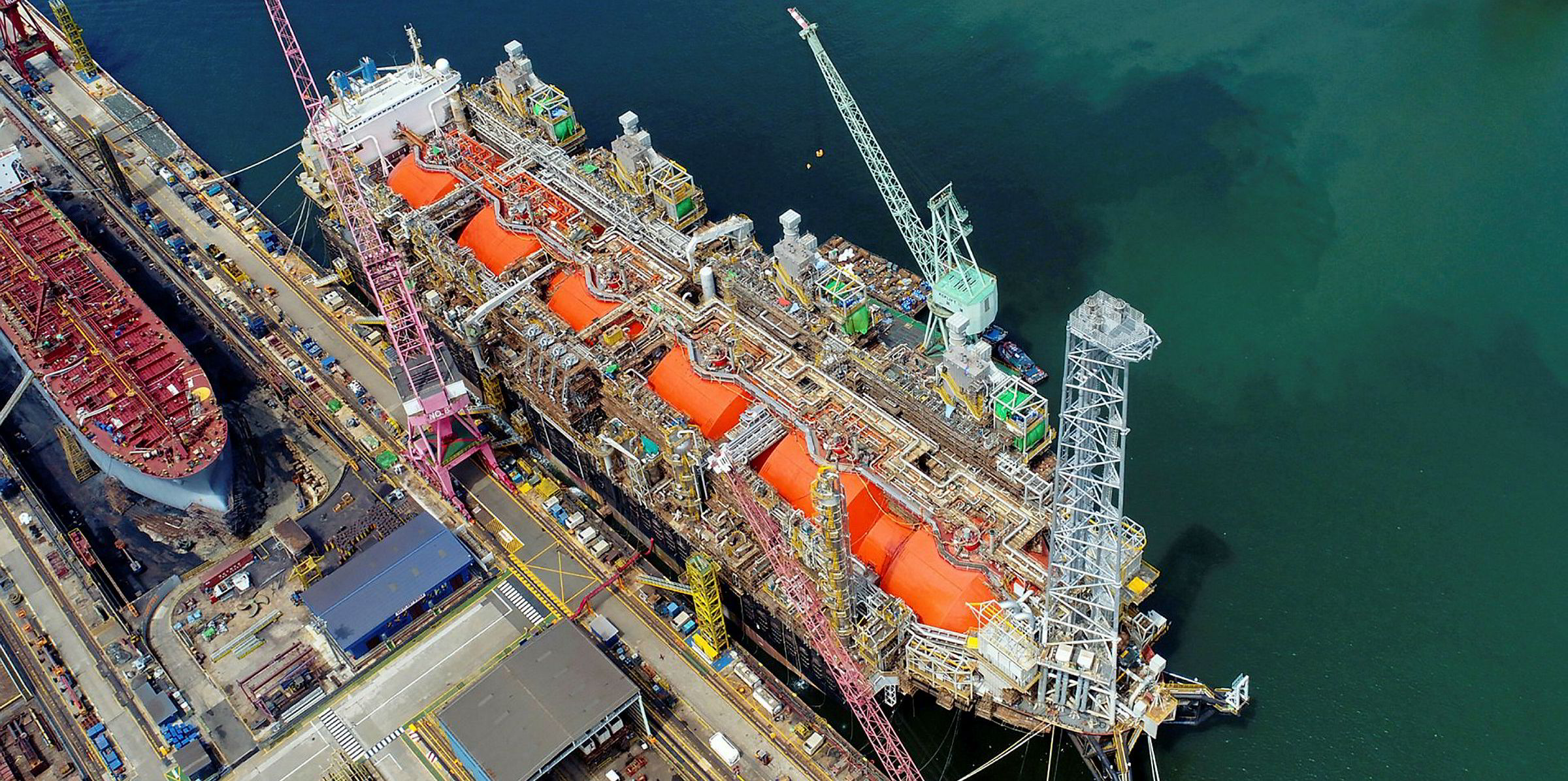Golar confirmó contratos por 20 años para exportar GNL desde Río Negro