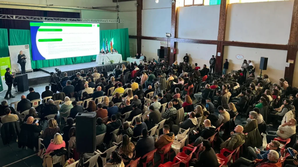 ¿Licencia social o apoyo social? El debate que empieza a cambiar en la minería