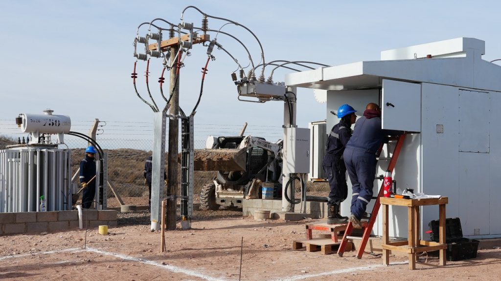 Amplían la red eléctrica del Alto Valle con una inversión de $10.500 millones en Las Perlas