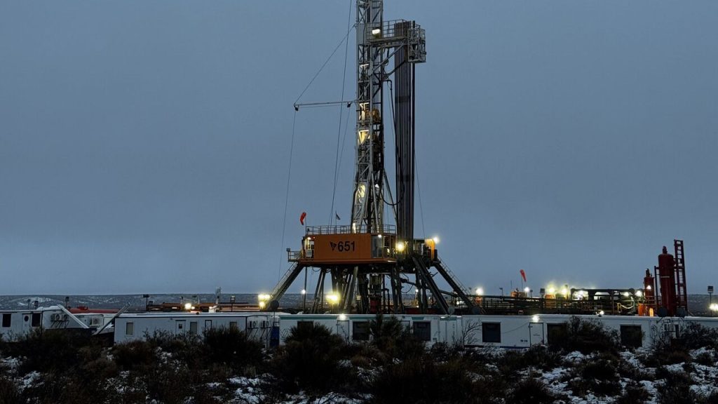 Pluspetrol acelera en Vaca Muerta y lleva a 20.000 barriles diarios la producción de Bajo del Choique-La Invernada