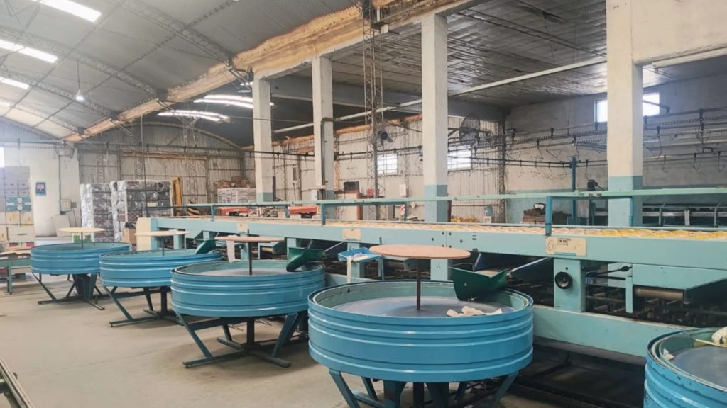 La transición energética llega al corazón de la fruticultura en Villa Regina