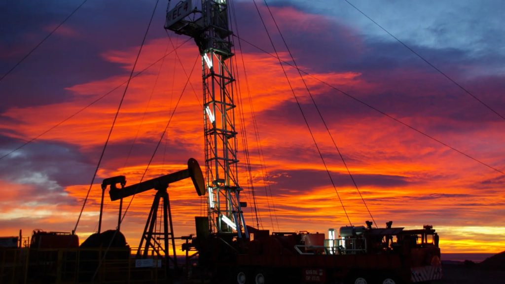 Río Negro convoca a concurso público para concesiones hidrocarburíferas en áreas maduras