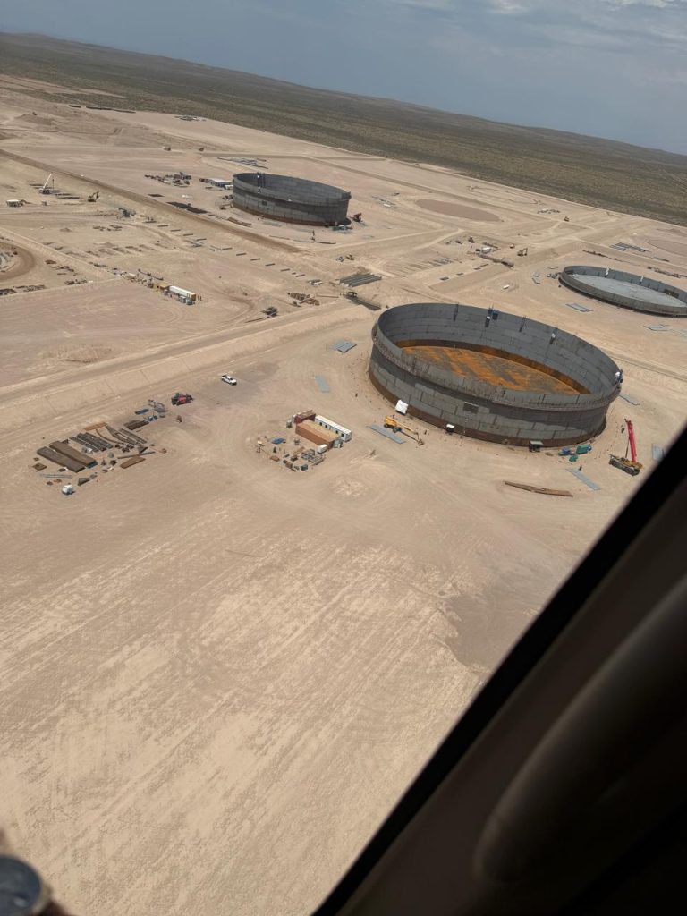 VMOS: El gobierno confirma exportaciones de petróleo desde Punta Colorada para fin de año