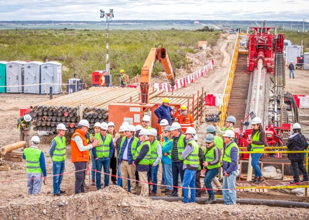 Weretilneck: “Estamos construyendo uno de los polos exportadores de energía más importantes de América Latina”