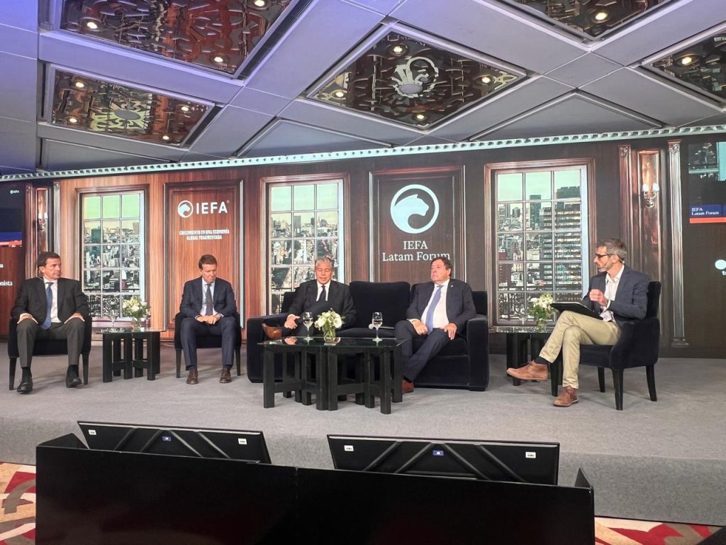 IEFA Latam Forum: Río Negro y Neuquén se muestran como un bloque clave para escalar Vaca Muerta